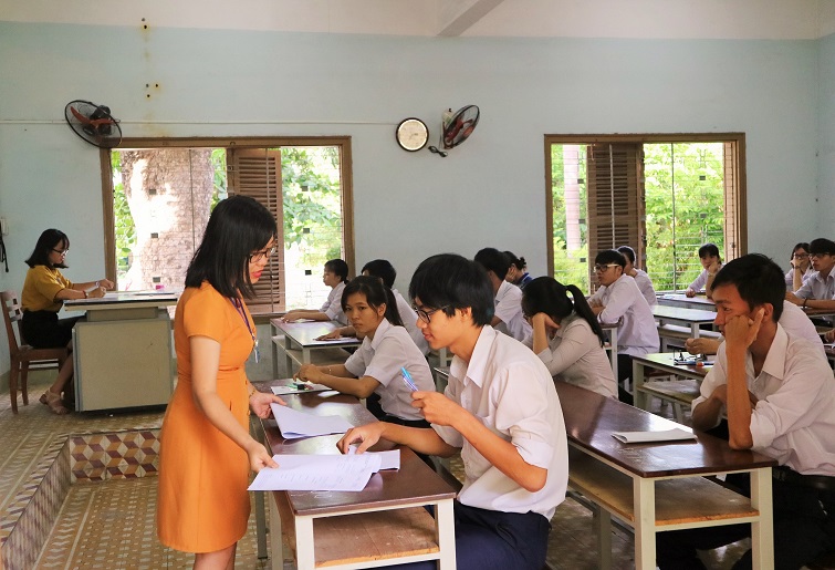 Tuyển sinh lớp 10 Khánh Hòa: Hơn 13.500 học sinh dự thi