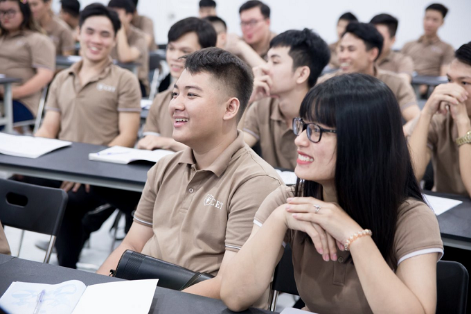 Trường Trung cấp Kinh Tế – Du Lịch TP.HCM tuyển sinh