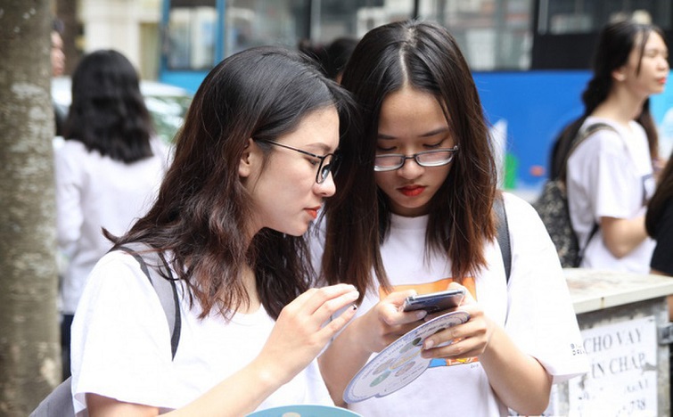 Điểm chuẩn 2019 ngành sức khỏe và sư phạm sẽ là bao nhiêu? Điểm chuẩn 2019 ngành sức khỏe và sư phạm sẽ là bao nhiêu?