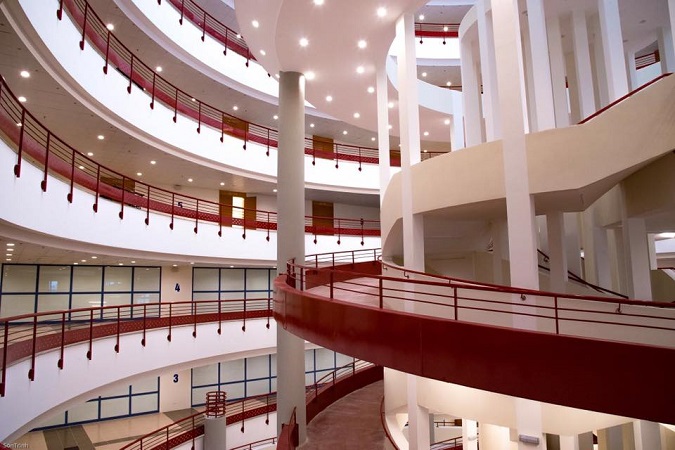 ĐH Kinh tế quốc dân sẽ công bố điểm chuẩn vào ngày 9/8 - Ảnh 1