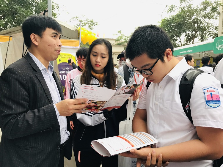 Thí sinh có thể xét tuyển bổ sung vào những trường và ngành nào? - Ảnh 1