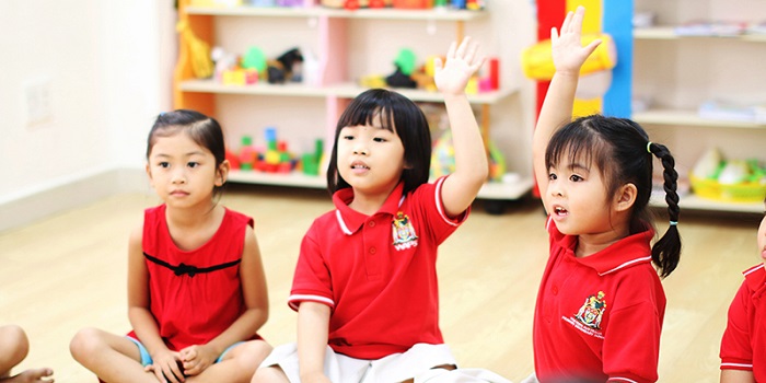 Mong con không cắm mặt vào sách vở mà được học nhiều kỹ năng hơn  - Ảnh 1