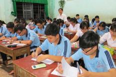 Không cấp giấy phép dạy thêm, học thêm mới nhưng không rút giấy phép đã cấp?