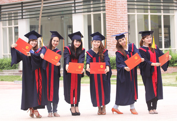 Bằng tốt nghiệp ĐH-Liệu bỏ xếp loại và hình thức đào tạo có ổn?