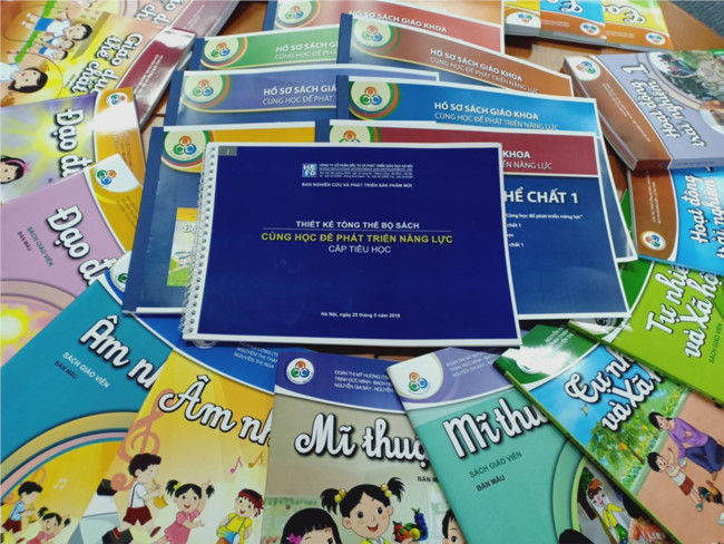 Bộ sách mới có khơi dậy tình yêu môn Văn với học sinh? - Ảnh 1