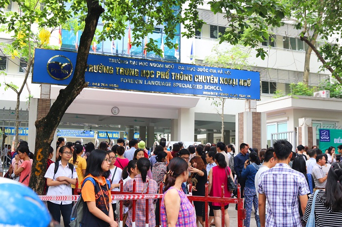 Trường THPT Chuyên Ngoại ngữ công bố cấu trúc đề thi tuyển sinh lớp 10