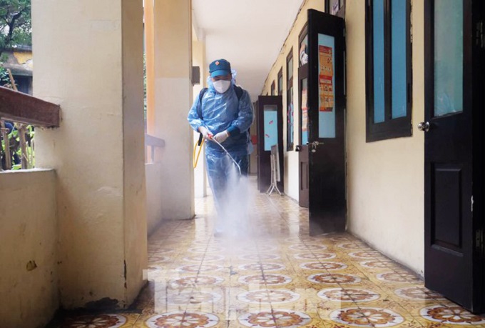 Hà Nội: Chiều 28/2, Thành phố quyết định thời điểm học sinh trở lại trường - Ảnh 1