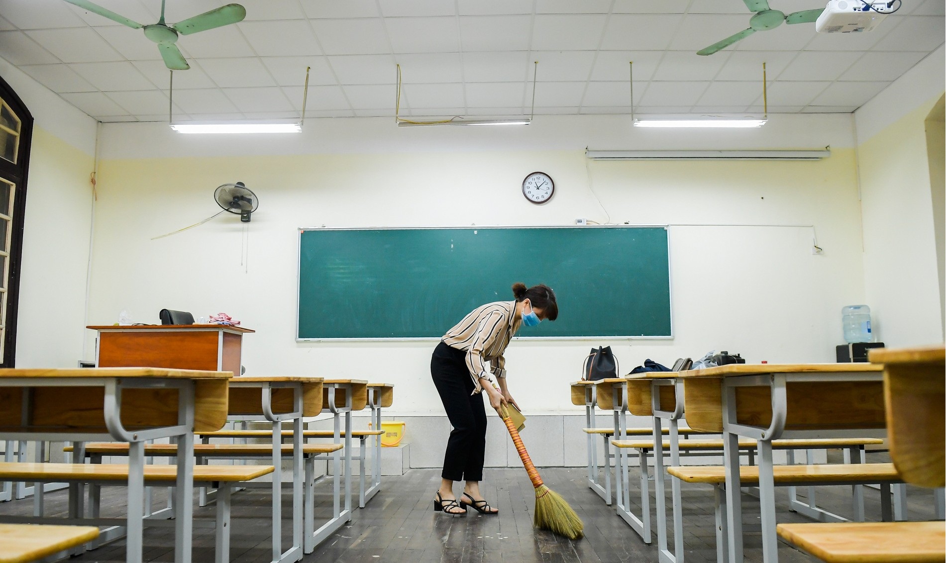 TP.HCM cho học sinh toàn khối lớp 12 nghỉ học đến hết 15-3