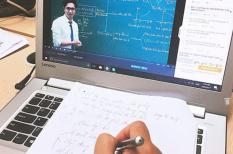 Học phí trực tuyến: Bộ GD&ĐT đề nghị bảo đảm nguyên tắc minh bạch 