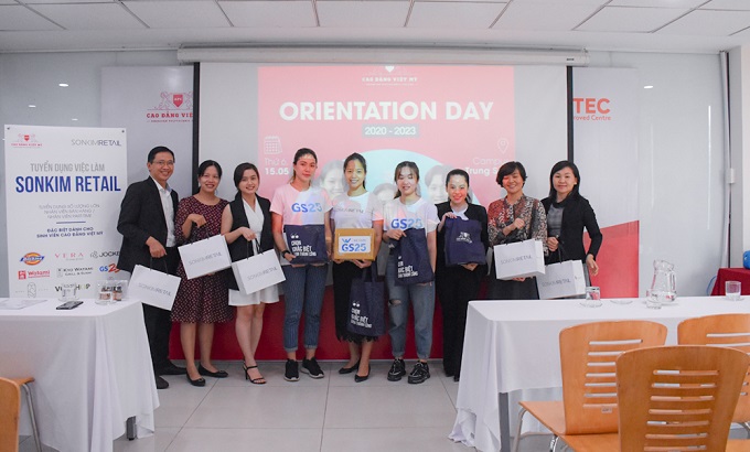 Tập đoàn SonKim Retail tuyển dụng sinh viên ngay tại lễ khai giảng Trường Cao đẳng Việt Mỹ - Ảnh 5
