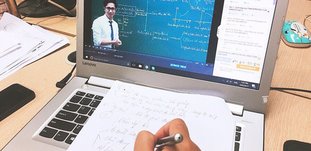 Học phí trực tuyến: Bộ GD&ĐT đề nghị bảo đảm nguyên tắc minh bạch  - Ảnh 1