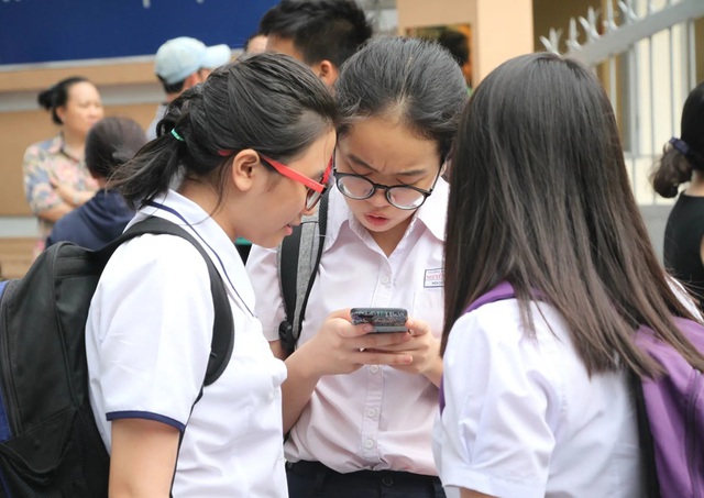 Tuyển sinh lớp 10 TP.HCM: Thí sinh nên chọn trường như thế nào?