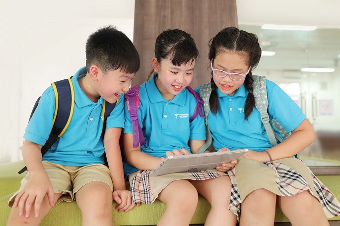 chương trình học bổng trung học toàn diện