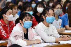 Sinh viên tại vùng dịch chưa thể trở lại trường