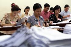 Chấm thi THPT 2020: Đặt quyền lợi của thí sinh lên trên hết