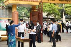 Khử khuẩn toàn bộ địa điểm thi tốt nghiệp THPT 2020 tại TP.HCM