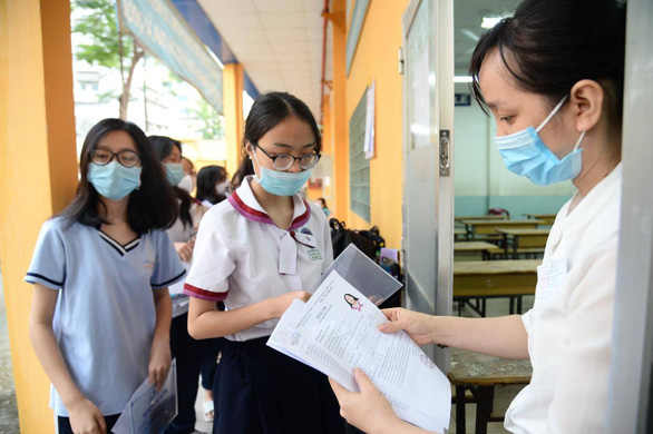 Sáng ngày 10.8, hơn 900.000 thí sinh dự thi 3 môn tổ hợp - Ảnh 3