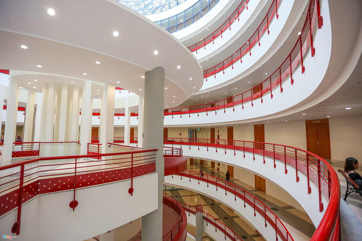 Điểm chuẩn Đại học Kinh tế quốc dân năm 2020 thấp nhất 24,5