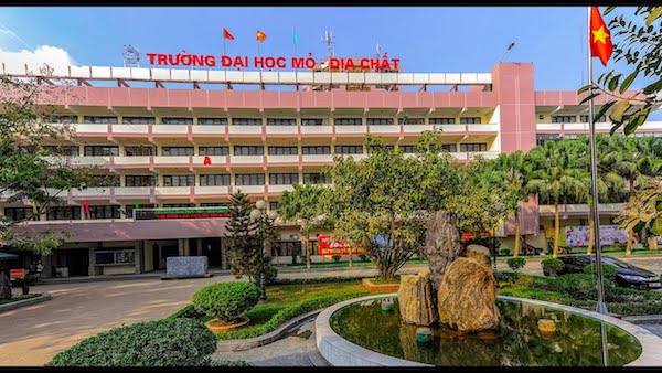 Điểm chuẩn Đại học Mỏ - Địa chất năm 2020 cao nhất 25 điểm