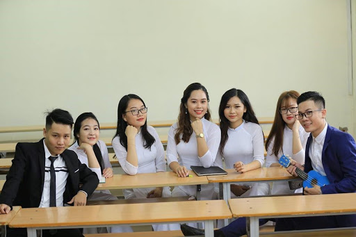 Ngành Luật: Cơ hội việc làm, mức lương có cao như điểm chuẩn?