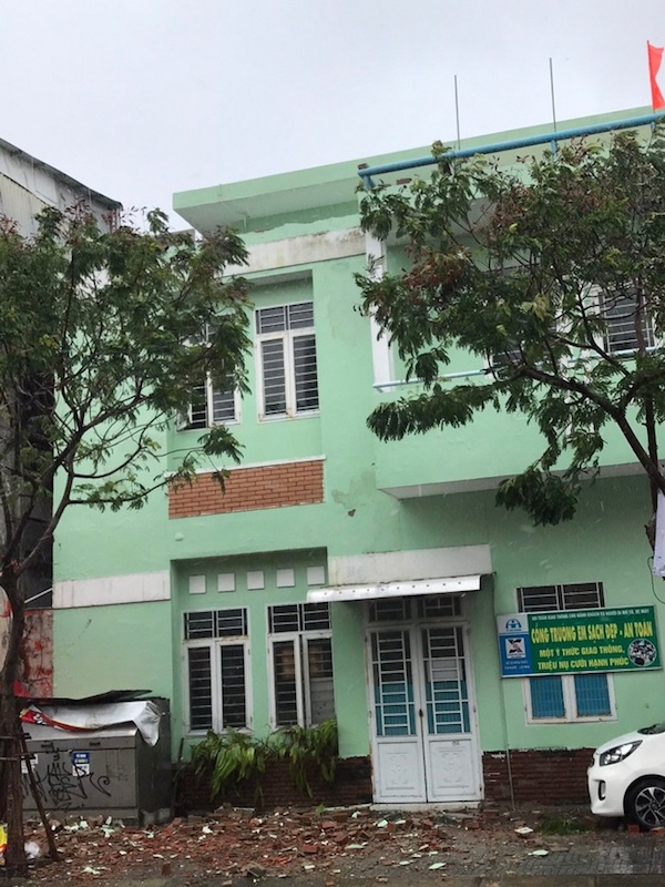 Ngành giáo dục Đà Nẵng, Quảng Ngãi thiệt hại nặng sau bão số 9 - Ảnh 3