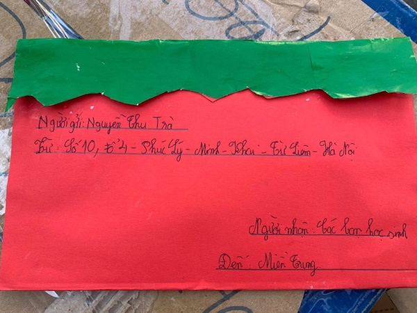 Bức thư tay của học sinh Hà Nội gửi đến trẻ em vùng lũ - Ảnh 2