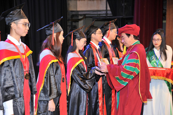 100% tân bác sĩ ra trường đều được phân công công việc