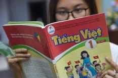 Chỉnh sửa sách giáo khoa lớp 1 quá sơ sài, đối phó dư luận?