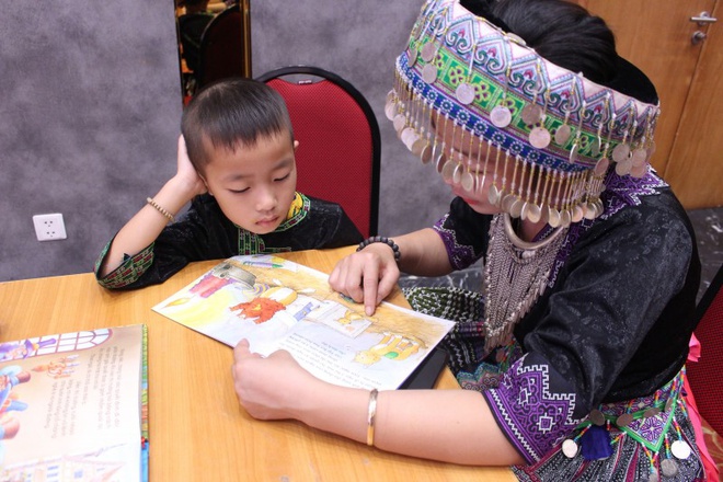 Hơn 100.000 sách được gửi đến học sinh dân tộc thiểu số