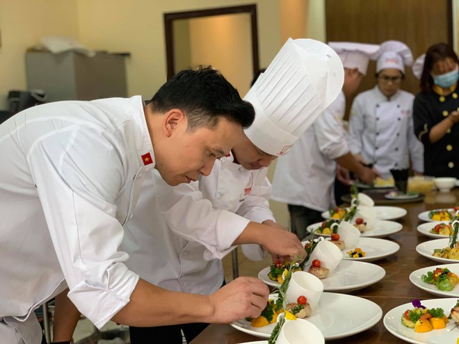 Cơ hội cho những bạn trẻ lựa chọn nghề bếp