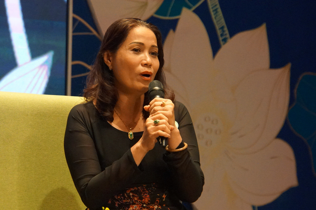 Cô Lê Thị Kim Chi chia sẻ chuyện nghề tại lễ trao giải thưởng Võ Trường Toản