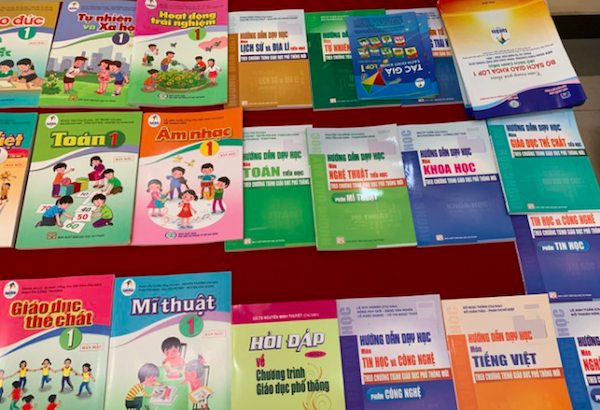 Lí do bộ SGK mới có giá đắt gấp 4 lần bộ sách hiện hành