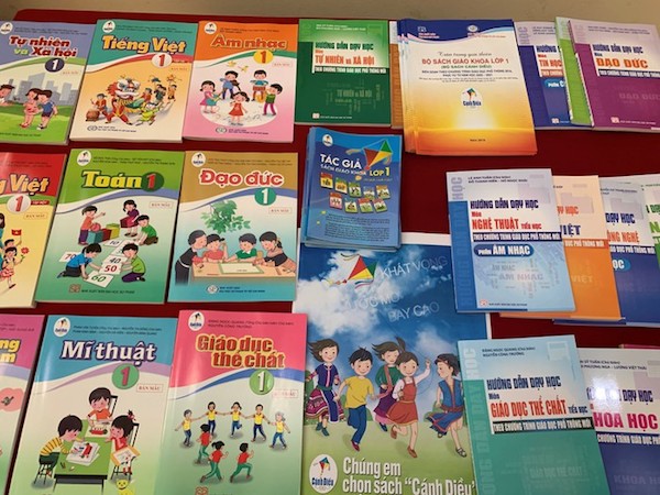 Từ ngày 15/11, BGD nhận hồ sơ đề nghị thẩm định SGK lớp 2