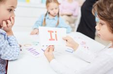 Vì sao trẻ học tiếng Anh mãi không tiến bộ?