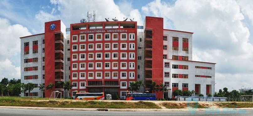 đại học quốc tế