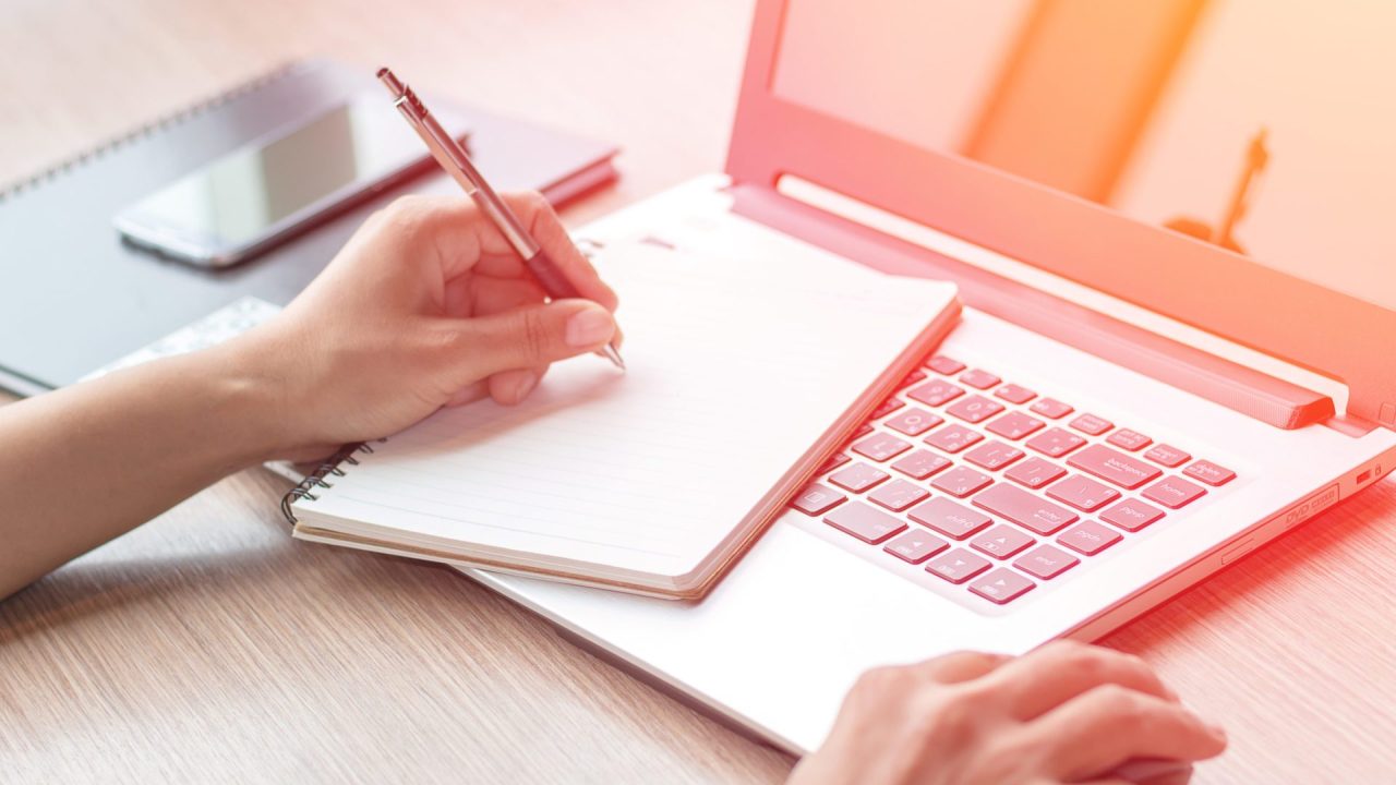 Phương pháp học tiếng Anh của người nổi tiếng