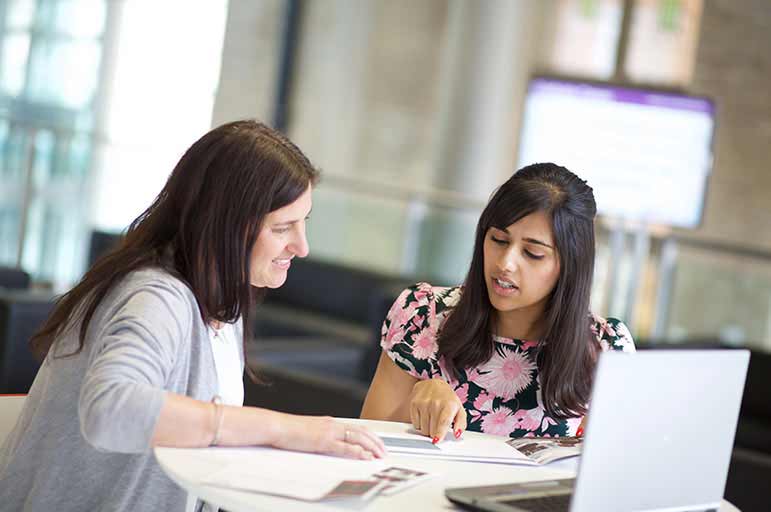 10 câu hỏi thường gặp trong buổi phỏng vấn du học - Ảnh 1