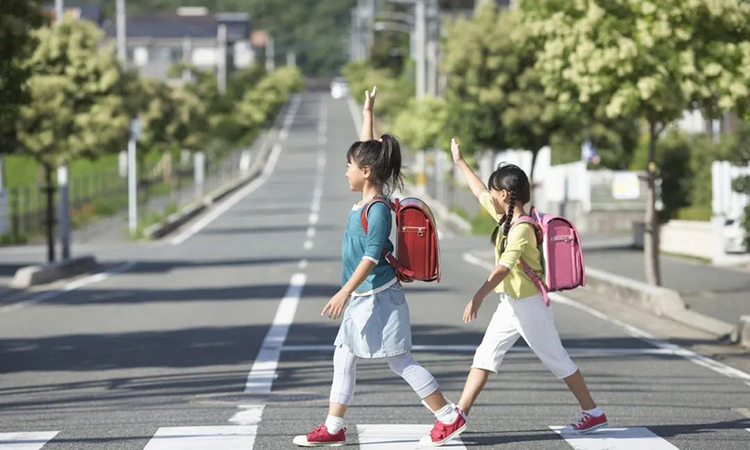 Cách người Nhật Bản dạy trẻ em tự lập từ "gốc rễ"