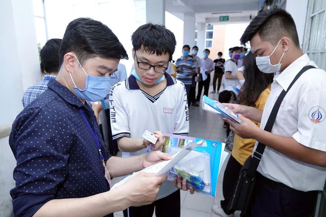 thi đánh giá năng lực