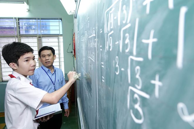 tuyển sinh lớp 10