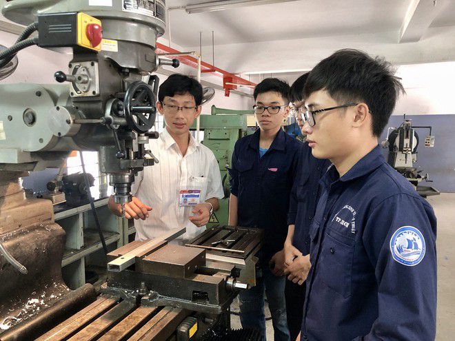 Trường CĐ Kinh Tế Kỹ Thuật TP.HCM năm 2021 dự kiến mở 7 ngành học