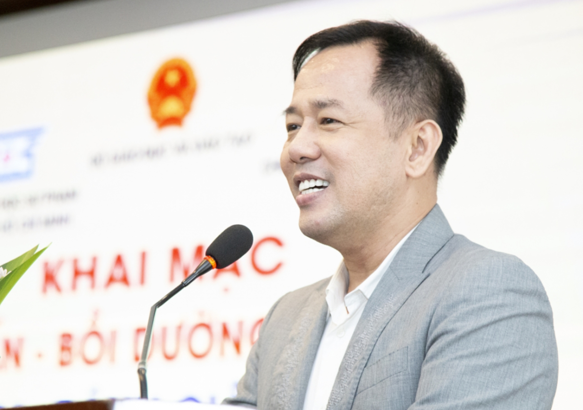 GS.TS Huỳnh Văn Sơn làm Hiệu trưởng trường ĐH Sư Phạm TP.HCM - Ảnh 1