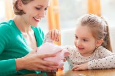 TOP 4 phương pháp dạy trẻ sử dụng tiền đúng đắn