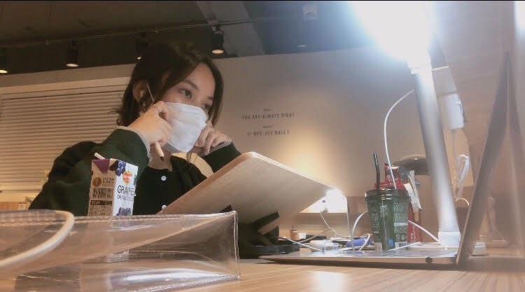 COVID-19: Một số du học sinh không thể về quê đón Tết cùng gia đình - Ảnh 1