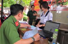 Các trường học hướng dẫn học sinh hoàn thiện hồ sơ dự thi tốt nghiệp THPT