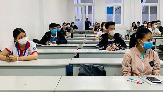 Covid-19: Các trường ĐH có phương án cho sinh viên thi trực tuyến?