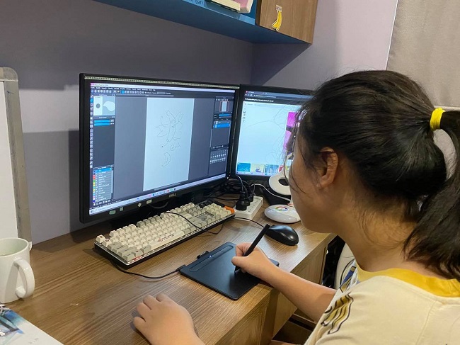 Covid-19: Các trường tổ chức thi trực tuyến, hoãn lịch thi vào lớp 10