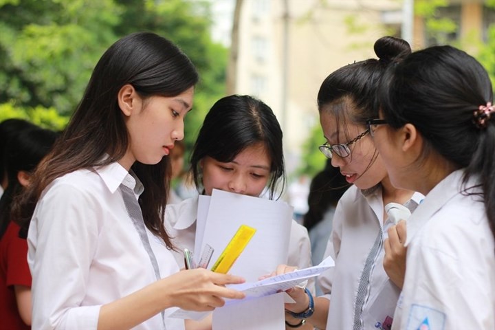 Bộ GD&ĐT: Có thể tổ chức thêm đợt thi THPT 2021 nếu cần thiết - Ảnh 1