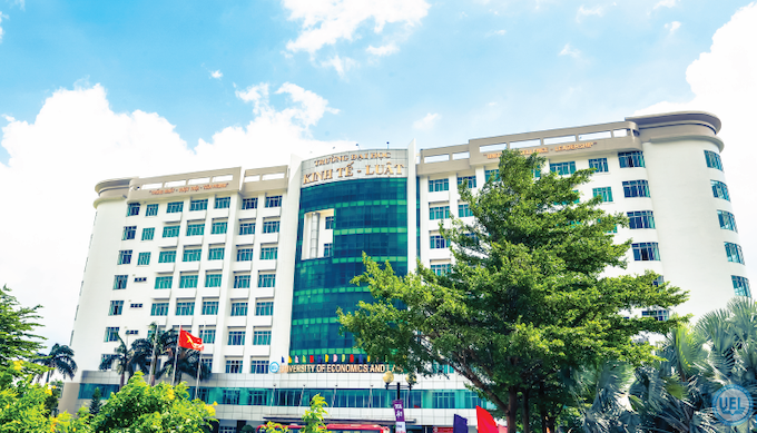 ĐH Kinh tế - Luật chi 42 triệu đồng hỗ trợ 84 SV cách ly vì COVID-19 - Ảnh 1