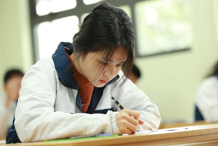 Đáp án chính thức các môn thi tốt nghiệp THPT 2021 đợt 1 từ Bộ GD&ĐT - Ảnh 1